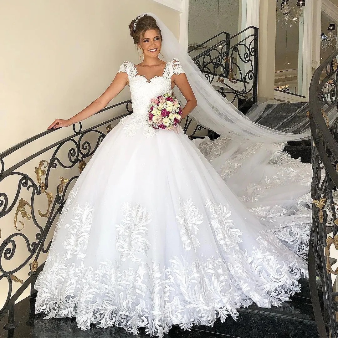 Elegant Long Princess Tulle Lace Wedding Dress with Cap Sleeves