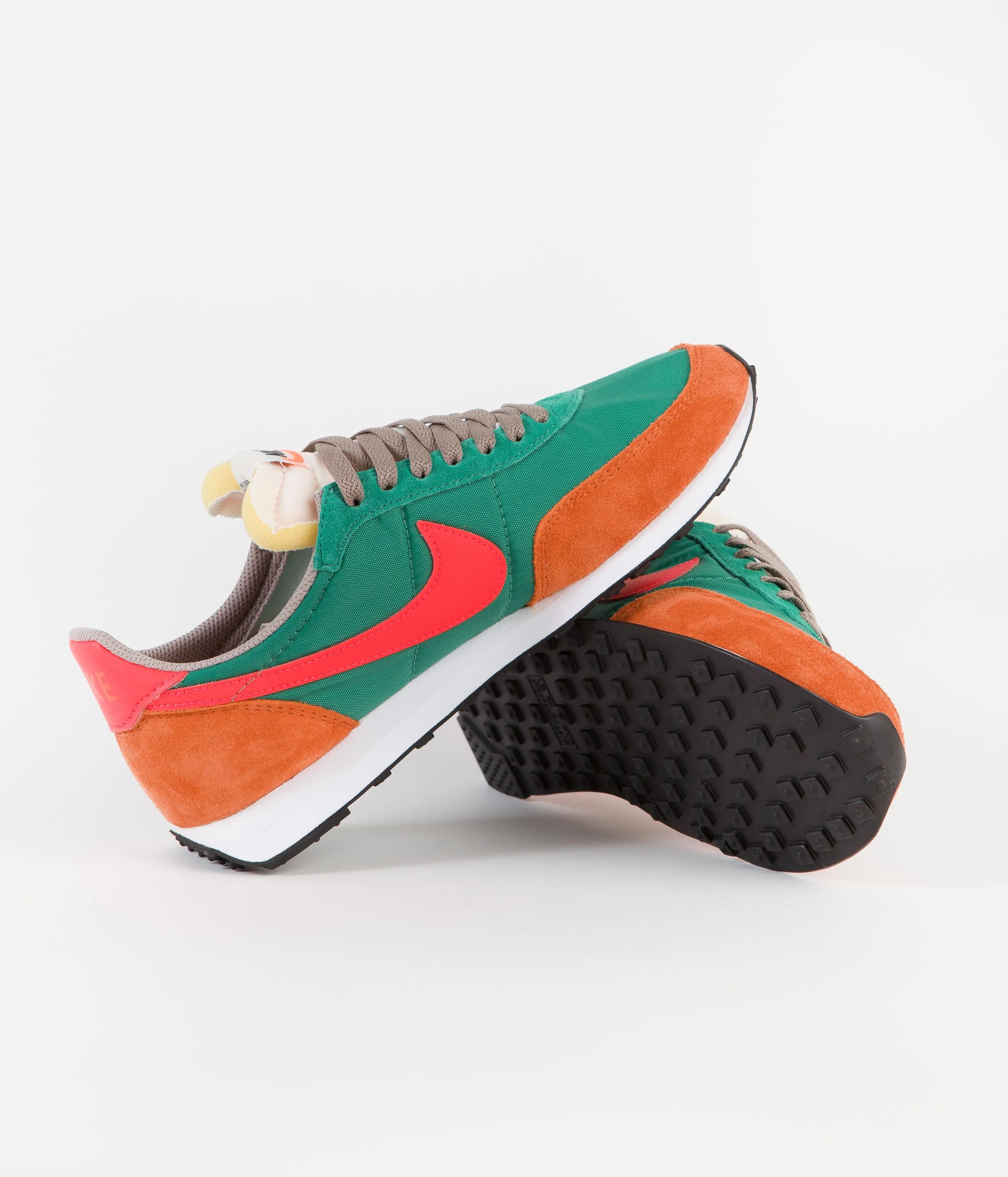 Nike Waffle Trainer 2 SP Shoes - Green Noise / Bright Crimson - Sport Spice